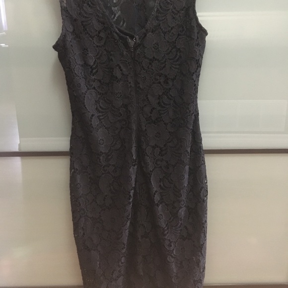 Le Chateau Lace Dress - Picture 2 of 5